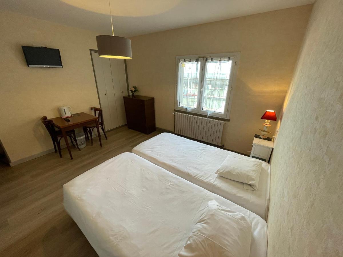 Logis Hotel Le Terminus Bourcefranc Buitenkant foto