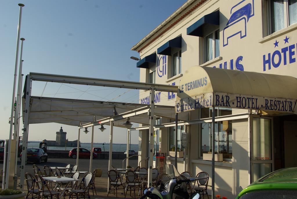 Logis Hotel Le Terminus Bourcefranc Buitenkant foto